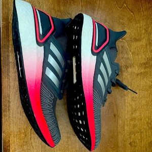 Adidas womens ultraboost 20